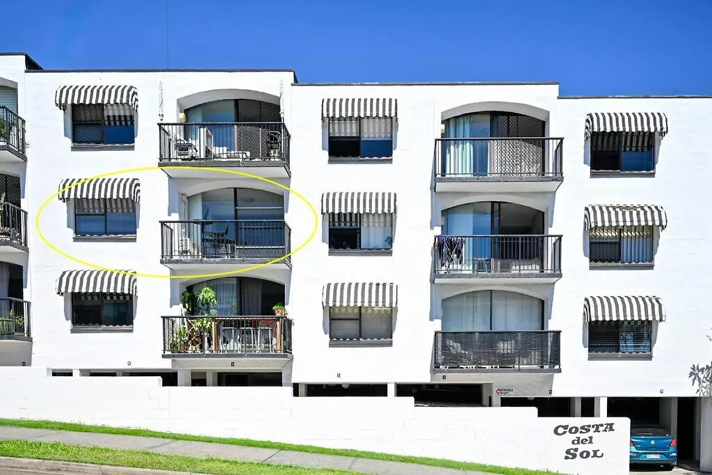 Beachside Bliss, 1 Bedroom Retreat Alexandra Headland 0*,  Avustralya